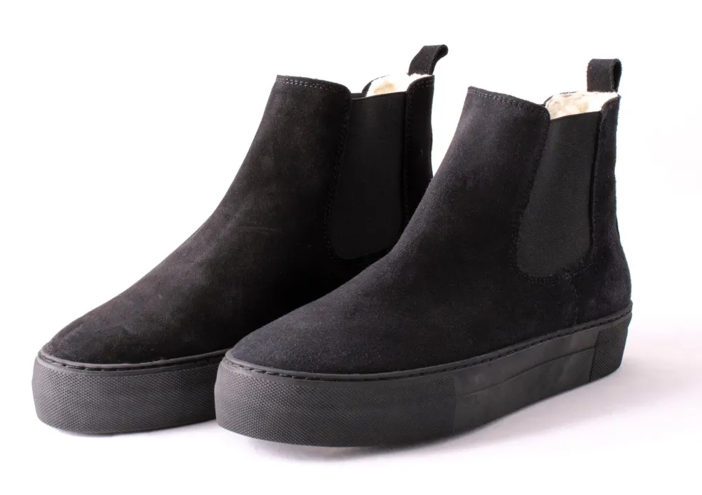 Amber boots