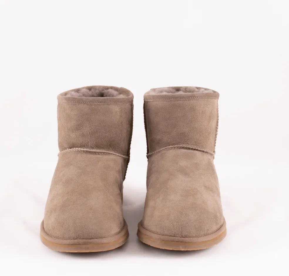 Laura ankelboots mocka