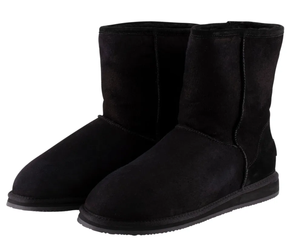Linda mockaboots