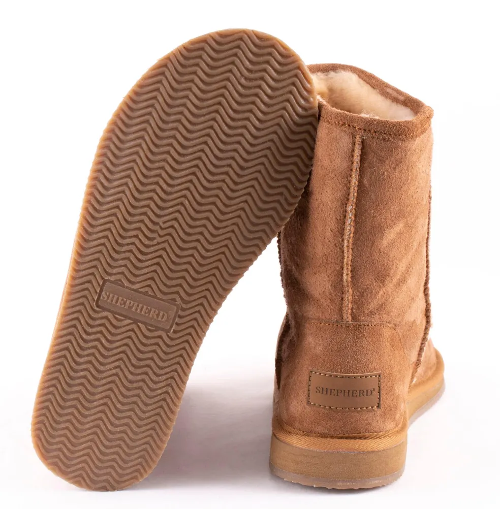 Linda mockaboots