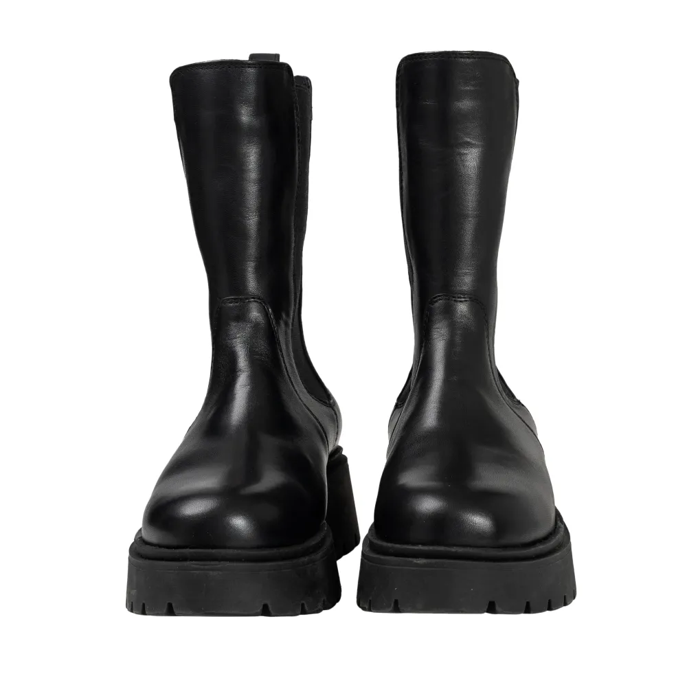 Taylor boots
